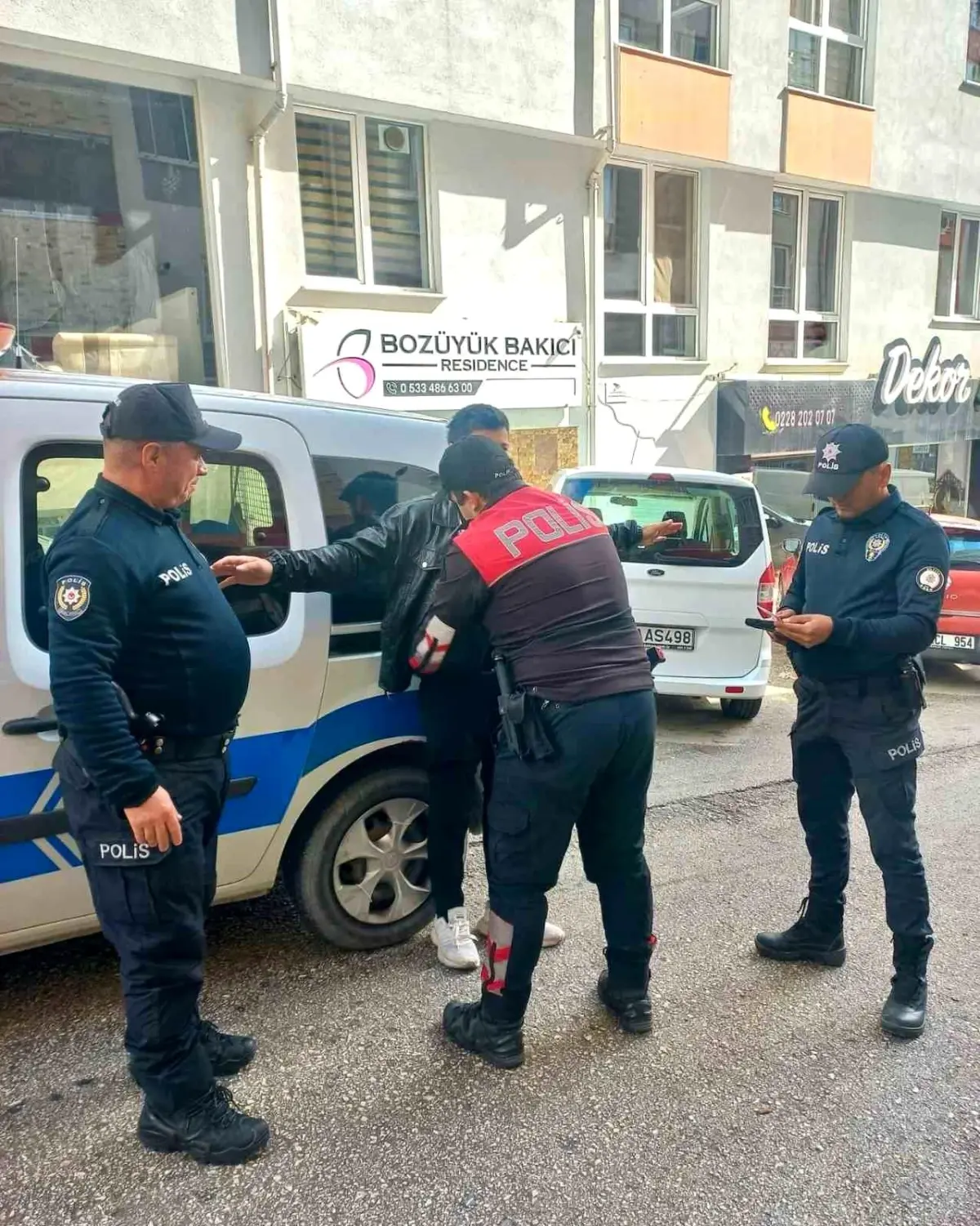 Bilecik\'te Güvenlik Denetimleri Aralıksız Sürüyor
