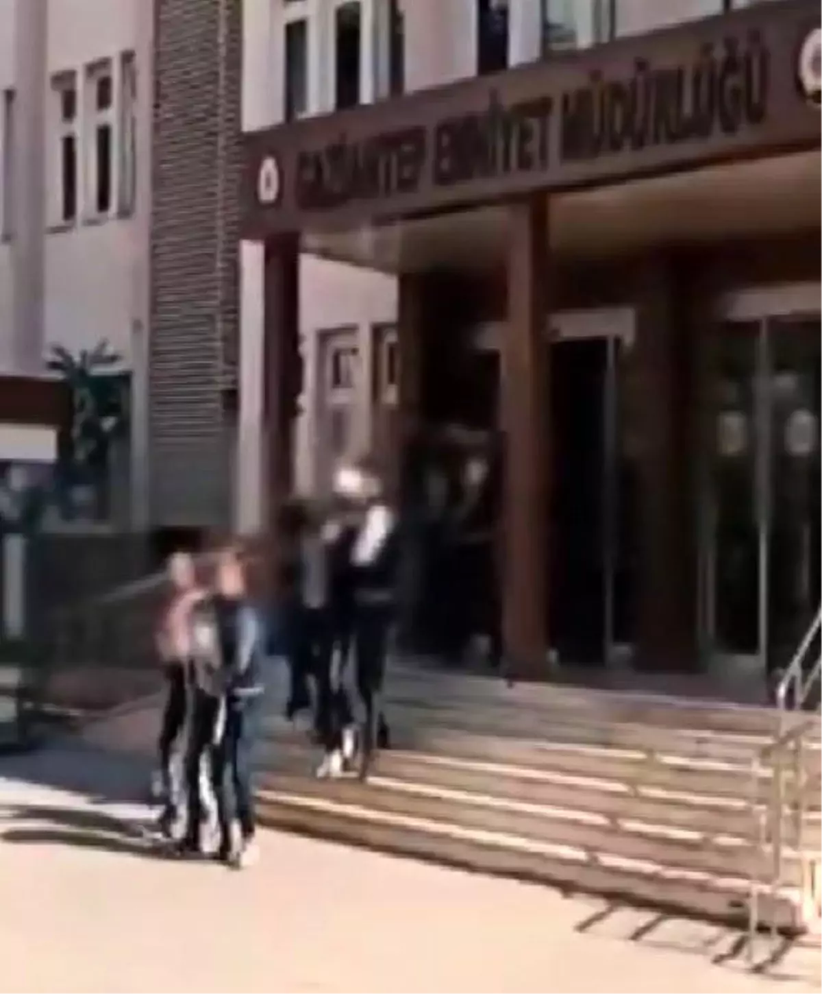 Gaziantep\'te 32 Şüpheli Yakalandı