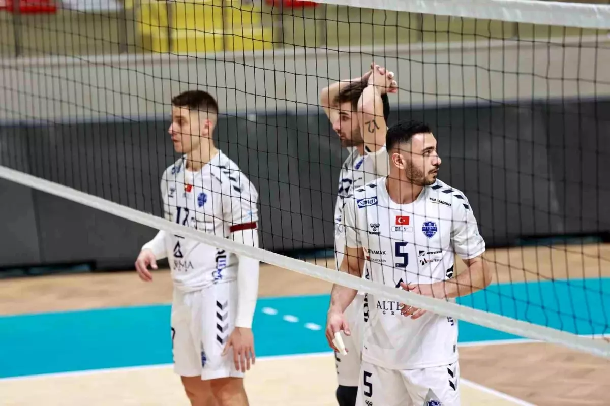 Dursun Ali Arslan Anısına Voleybol Turnuvası Düzenlendi
