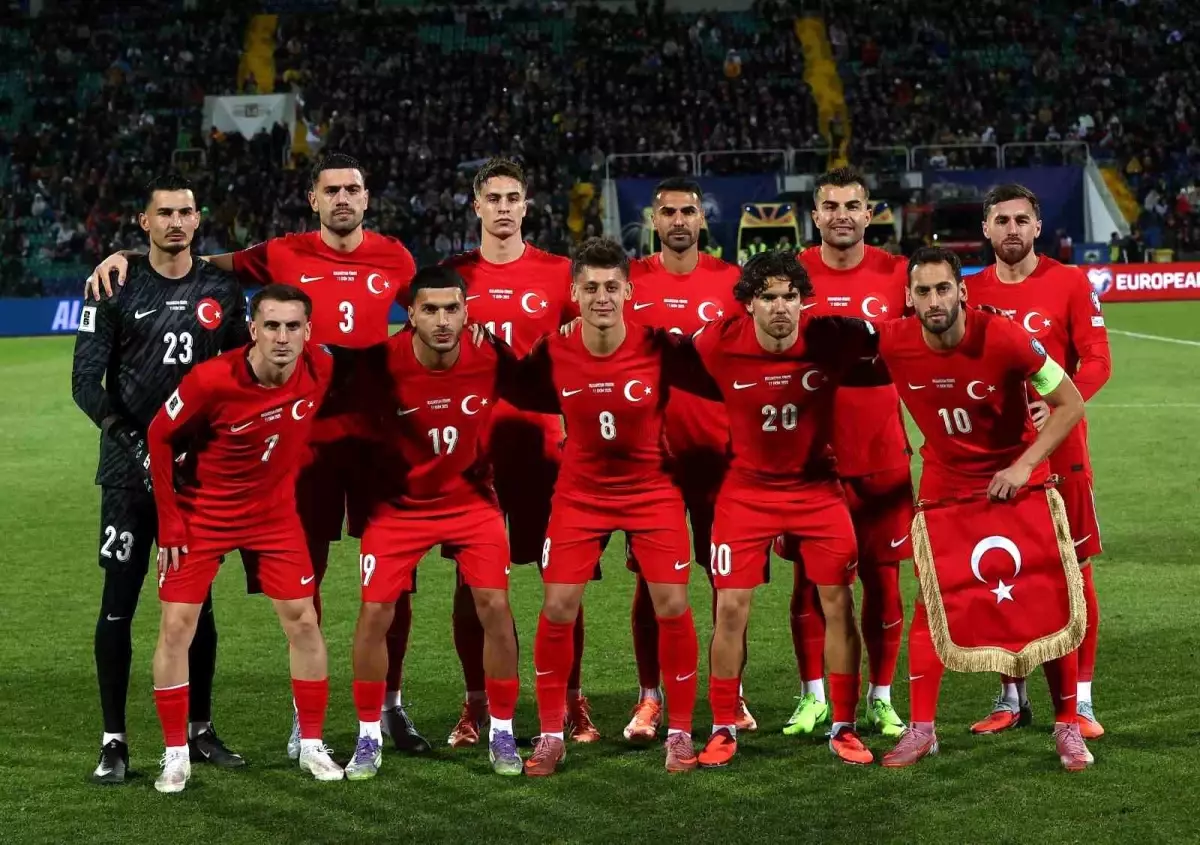 Hakan Çalhanoğlu 100. Maçına Çıktı
