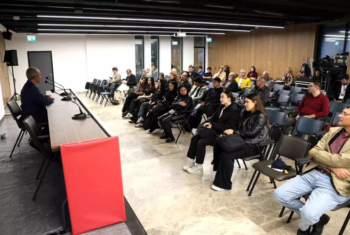 Kocaeli Kitap Fuarı\'nda \'Akçakoca Rüzgarla Konuşan Çocuk\' Tanıtıldı
