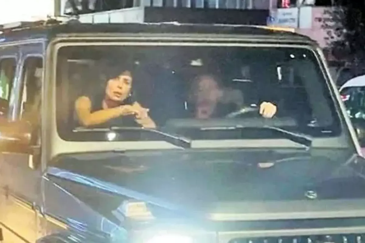 Kucak kucağa oturdular! Sergen Yalçın bir araba dolusu kadınla gecelerde