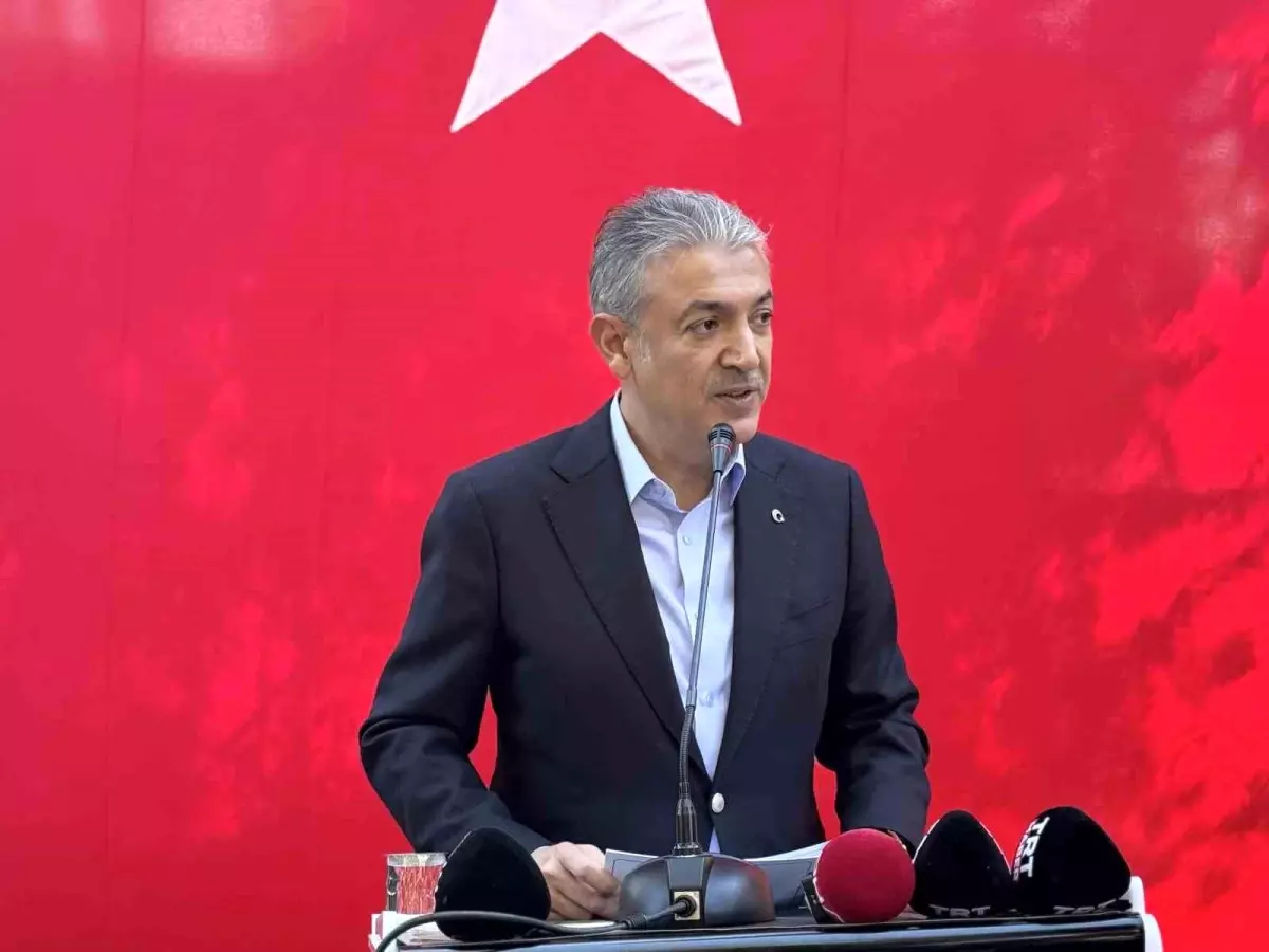 Mardin\'de 6 yıl önce teröristlerin şehit ettiği 12 kişi anıldı