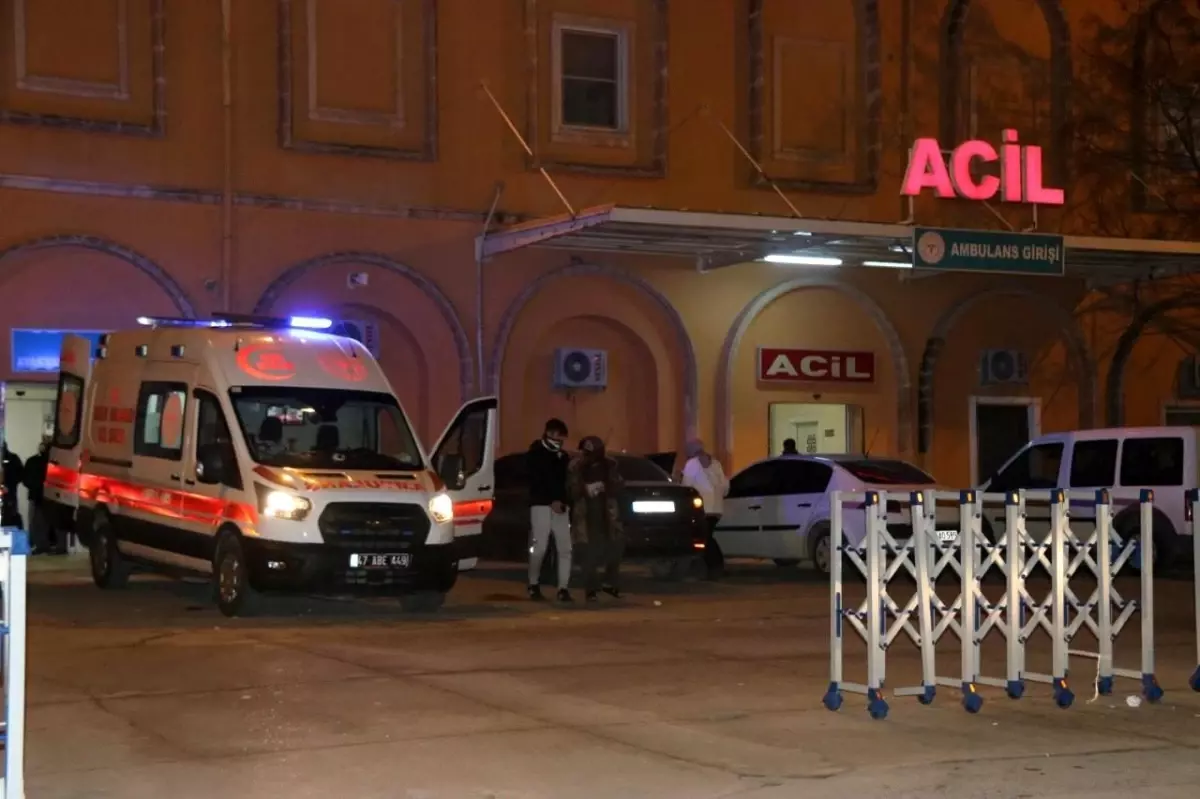 Mardin\'de Trafik Kazası: 5 Yaralı