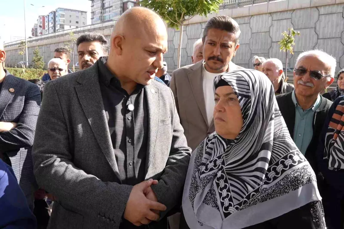 Şehit Annesinin Duygu Dolu Anları