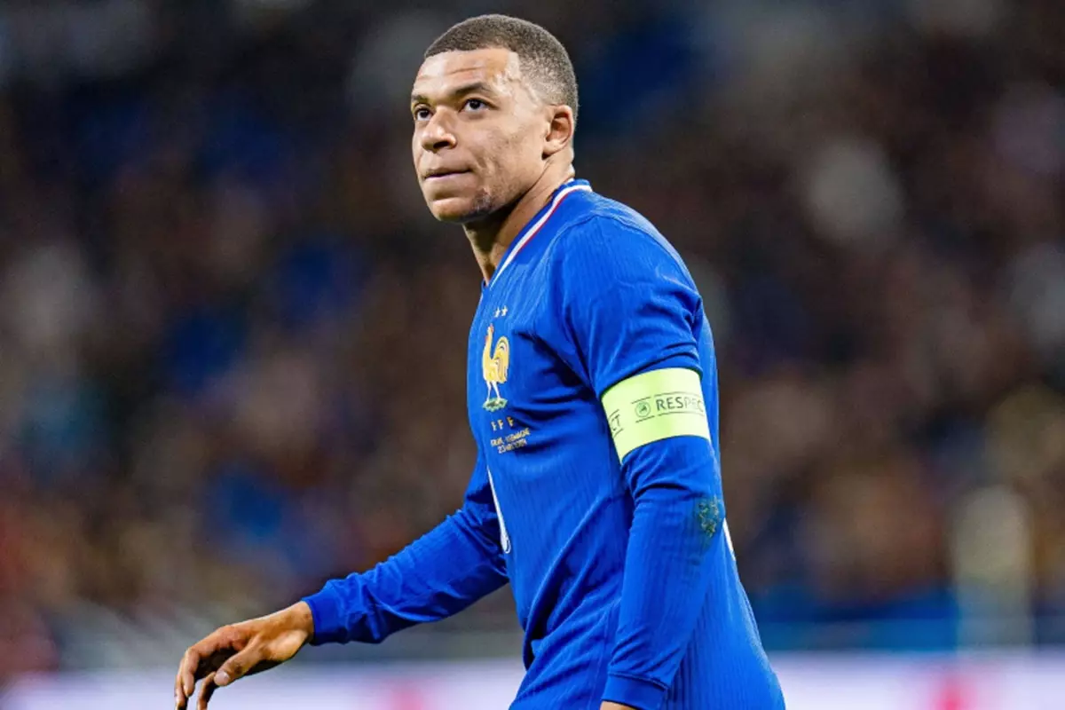 Resmen açıklandı! Mbappe\'ye büyük şok