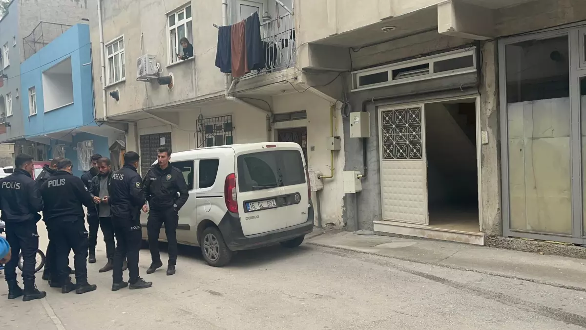 Bursa\'da Bıçaklı Kavga: Bir Yaralı, Bir Gözaltı