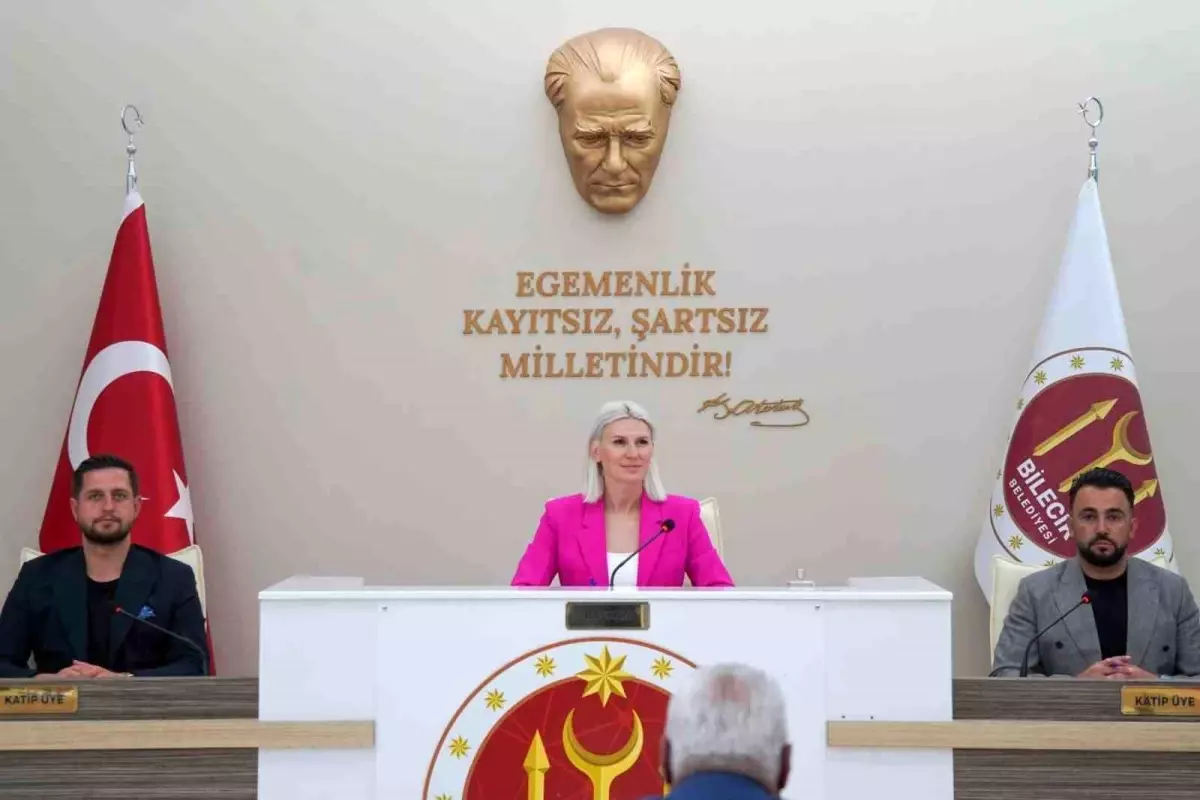 Bilecik\'te 65 Yaş Üstü Vatandaşlara Özel Halk Otobüsü Desteği