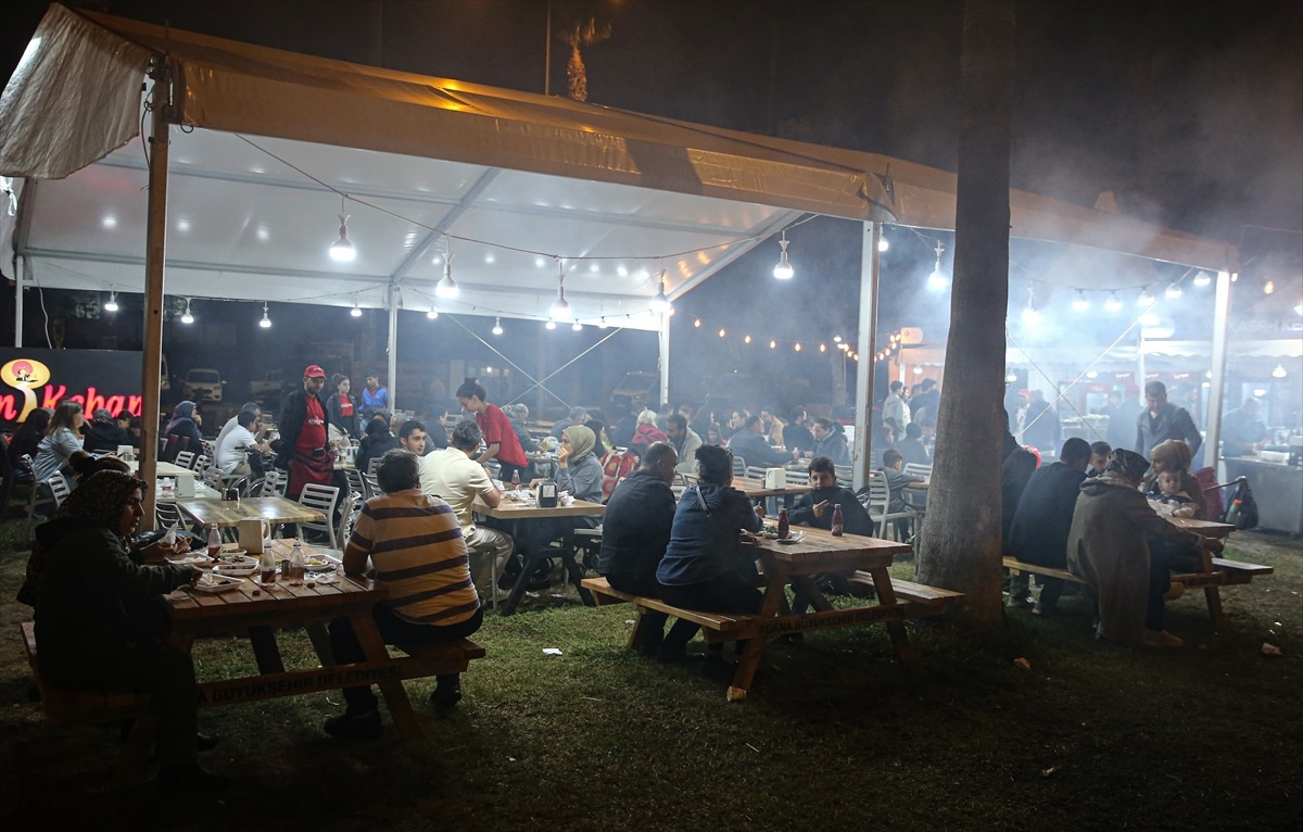 9. Adana Lezzet Festivali Sona Erdi