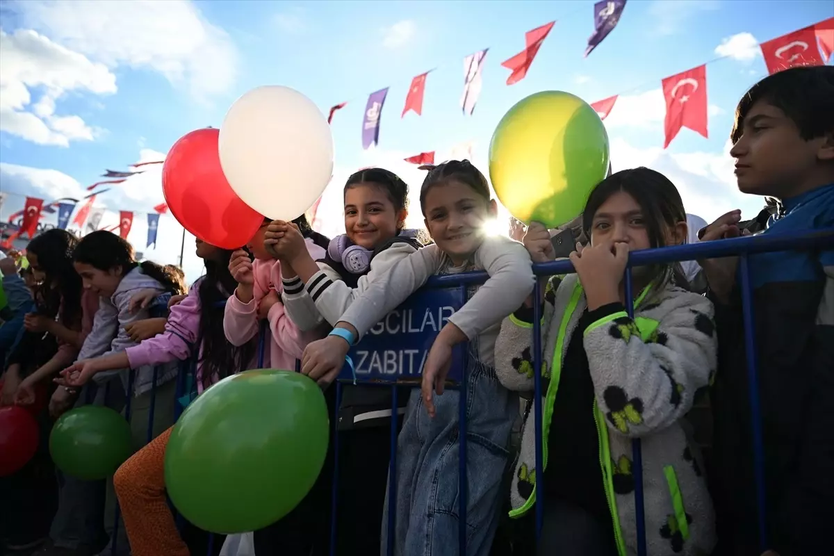 Bağcılar\'dan Gazze\'ye Balonlu Destek