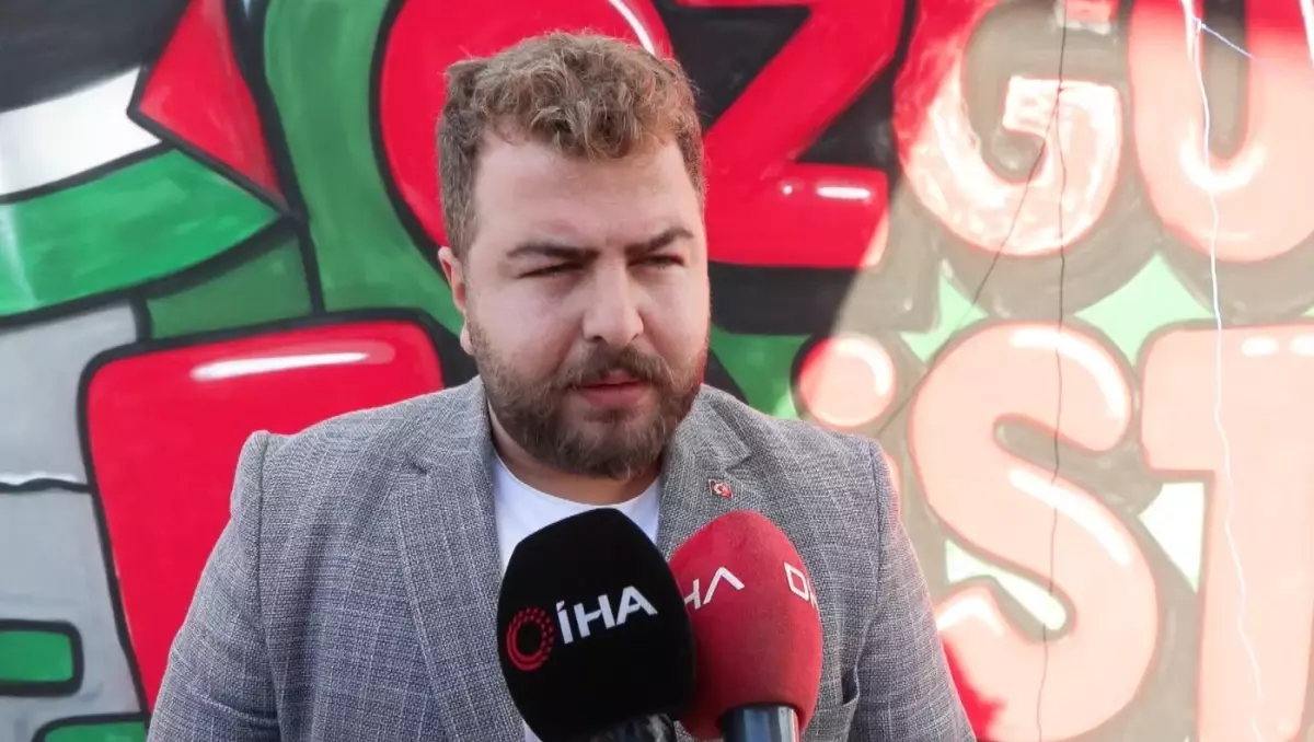 Bağcılar\'da Gazze İçin Balon Uçuruldu