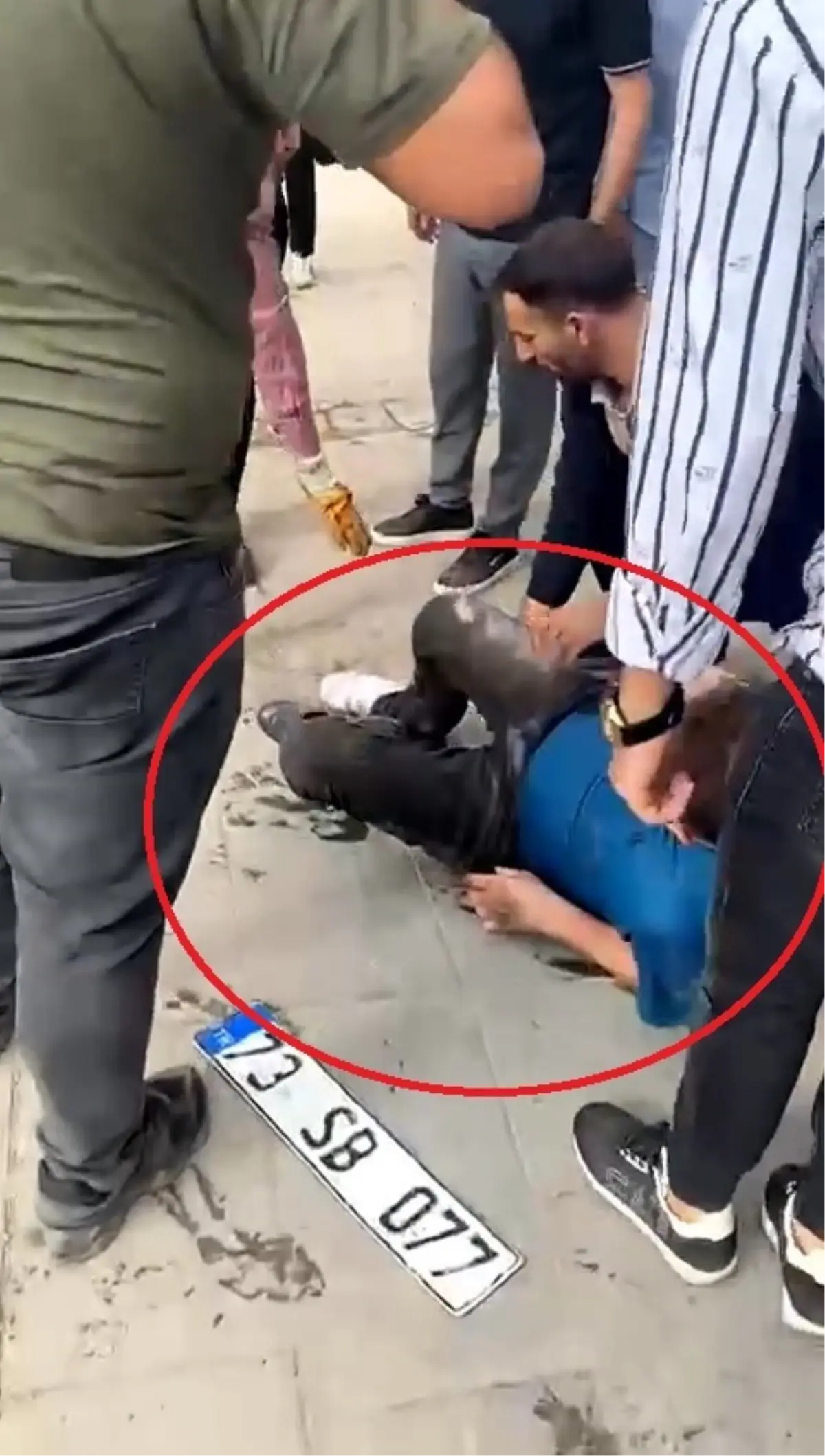 Akılalmaz olay! Cipini tartıştığı kişinin üzerine sürdü