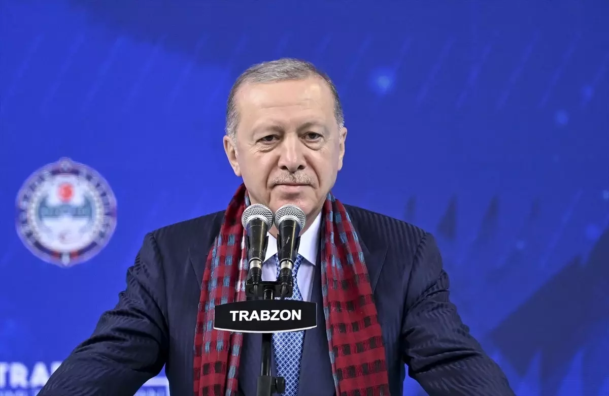 Cumhurbaşkanı Erdoğan, Trabzon\'da yapımı tamamlanan tesis ve projelerin açılış töreninde konuştu: (1)