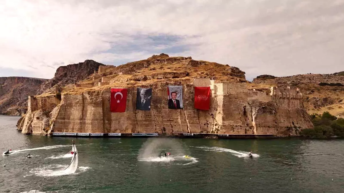 Uluslararası 6. Rumkale Su Sporları Festivali\'nde Kıyasıya Mücadele
