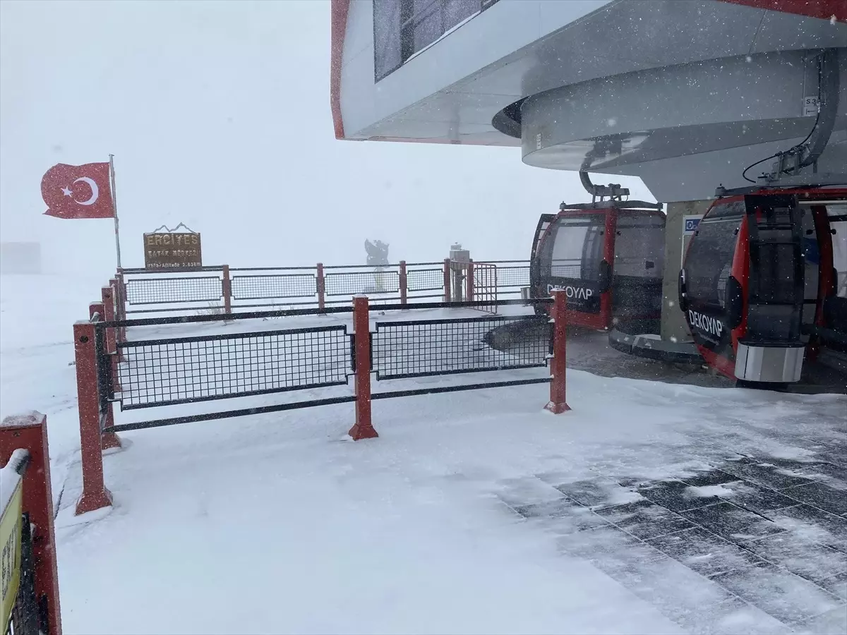 Erciyes ve Yozgat\'ta Kar Yağışı