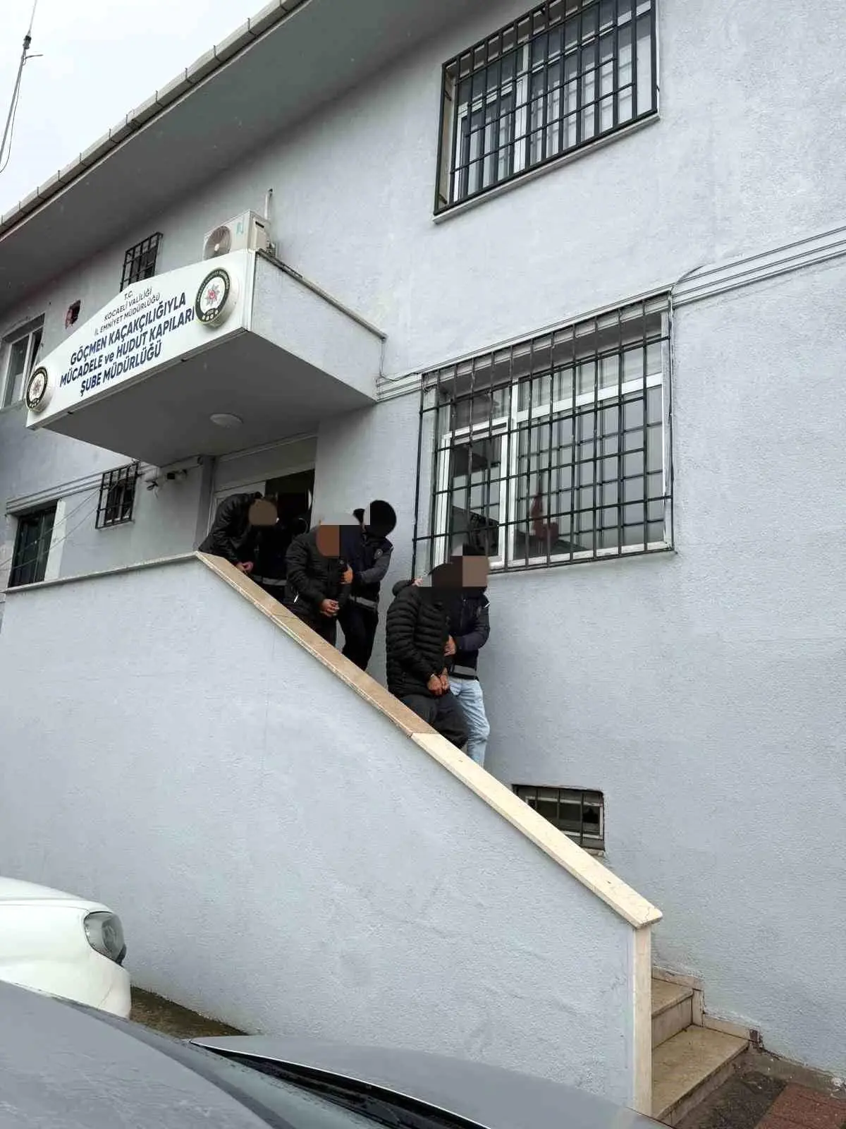 Kaçak Göçmen Taşıyan 3 Organizatör Tutuklandı