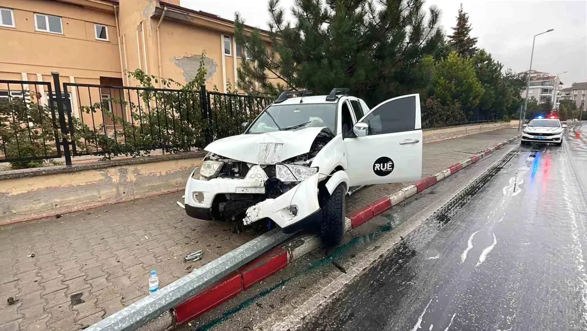 Karaman\'da Pikap Kaza Yaptı