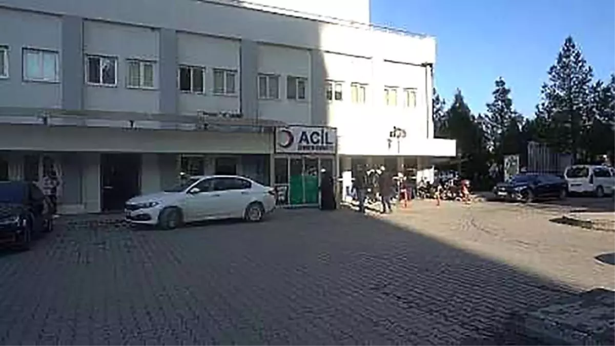 Siirt\'te Motosiklet Kazası: 2 Yaralı