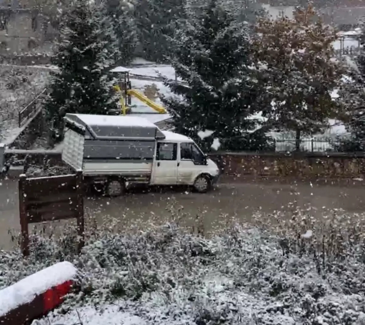 Çambaşı Yaylası\'na İlk Kar Düştü