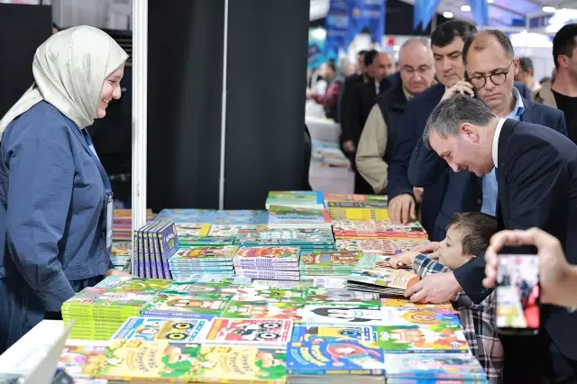 9'uncu Sultanbeyli Kitap Fuarı Başladı