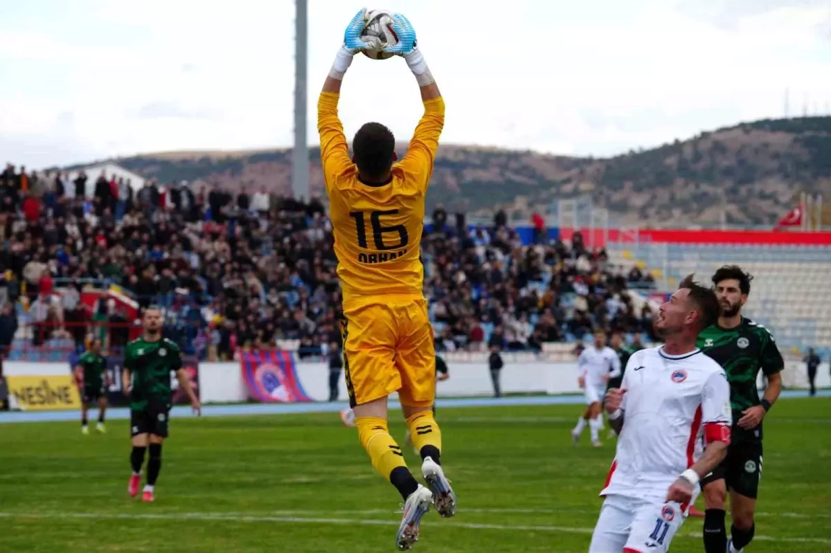 Kırıkkale FK, Kırşehir FSK\'ya 3-2 Yenildi