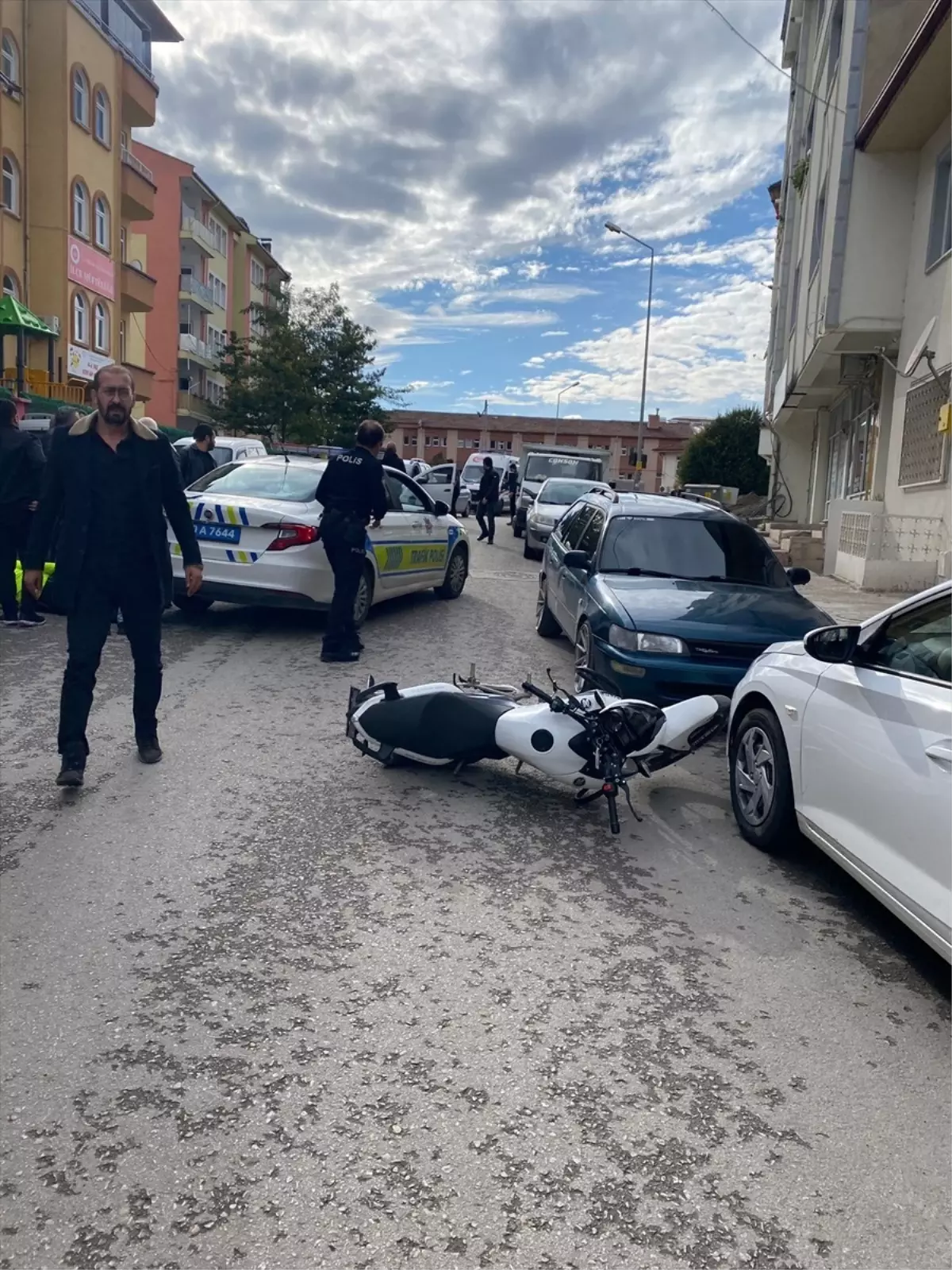 Motosiklet Sürücüsü Polisi Yaraladı