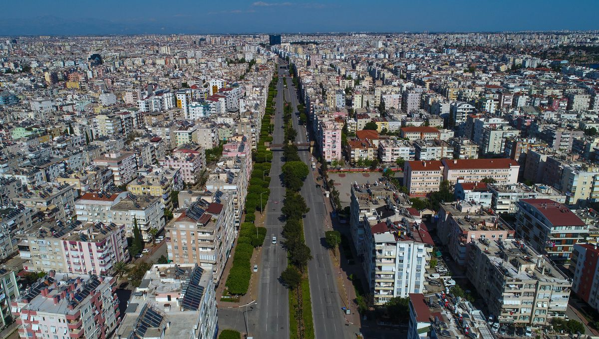 Antalya\'da Yabancılara Konut Satışı Artıyor