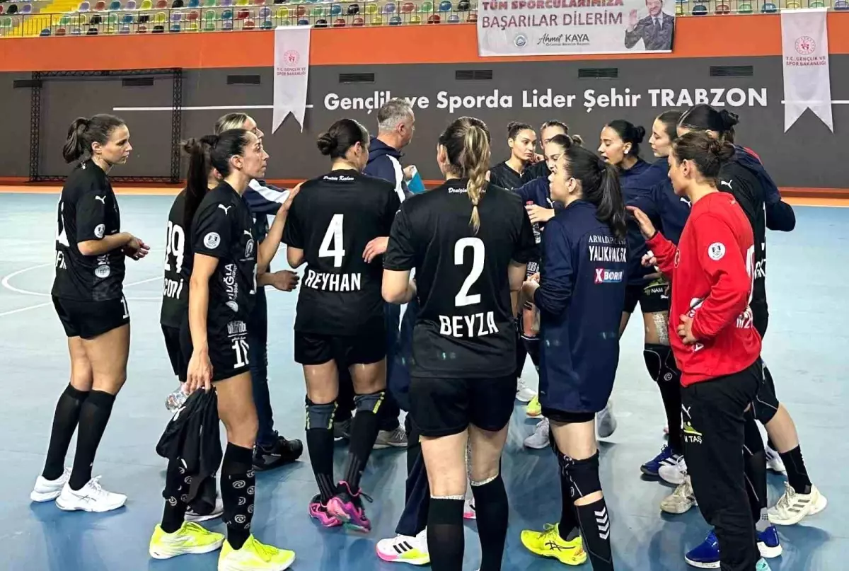 Yalıkavakspor, Deplasmanda Ortahisar Belediyespor\'u 30-27 Mağlup Etti