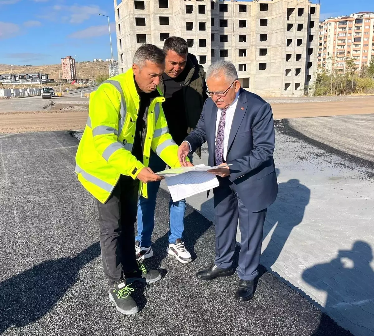 Kayseri\'de Meteoroloji Katlı Kavşağı Projesi Asfalt Çalışmaları Başladı