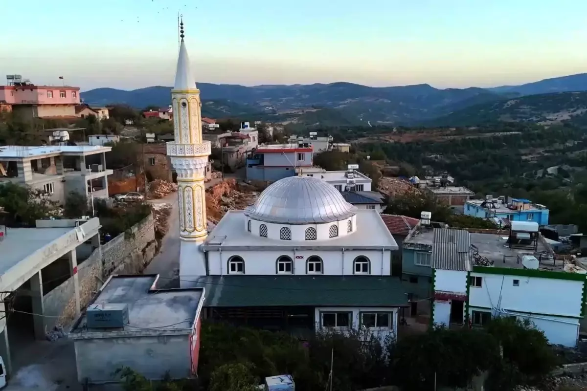 Sofular Cami İbadete Açıldı