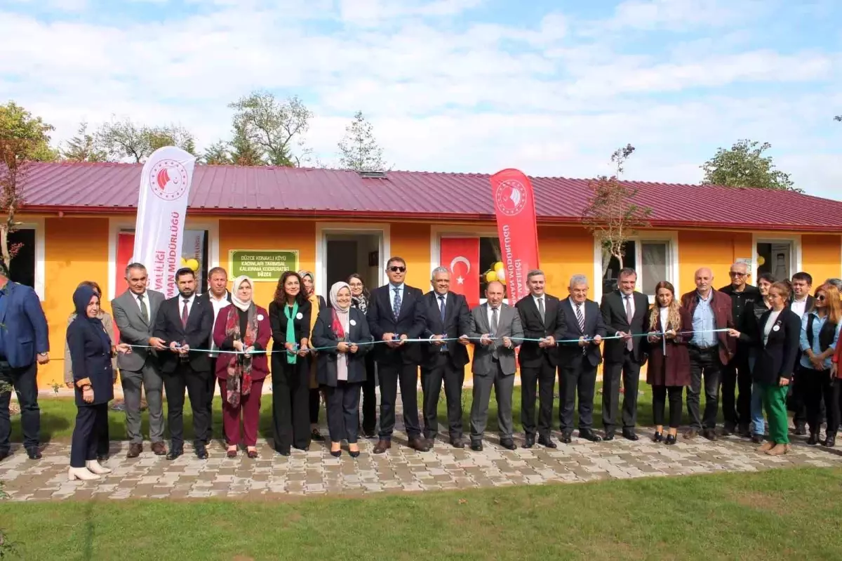 Kadın Çiftçiler Kooperatifi Açıldı