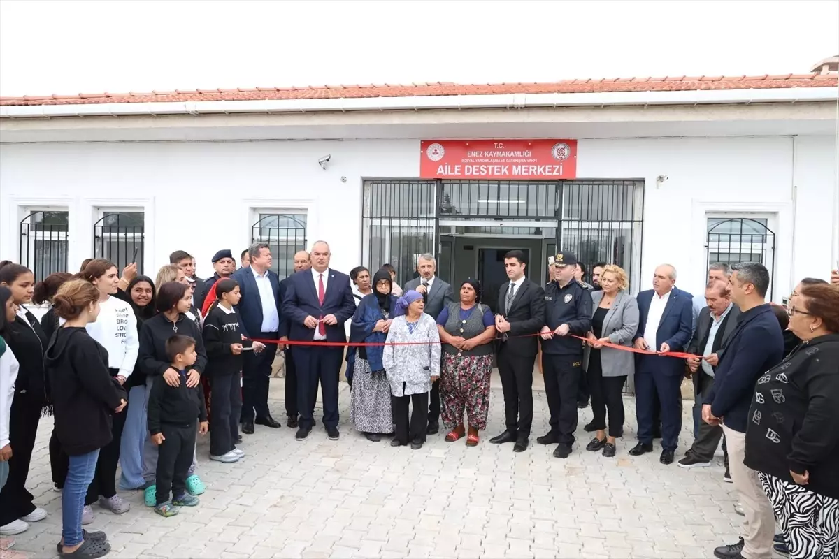 Enez\'de Yeni Sağlık İstasyonu ve Destek Merkezi Açıldı