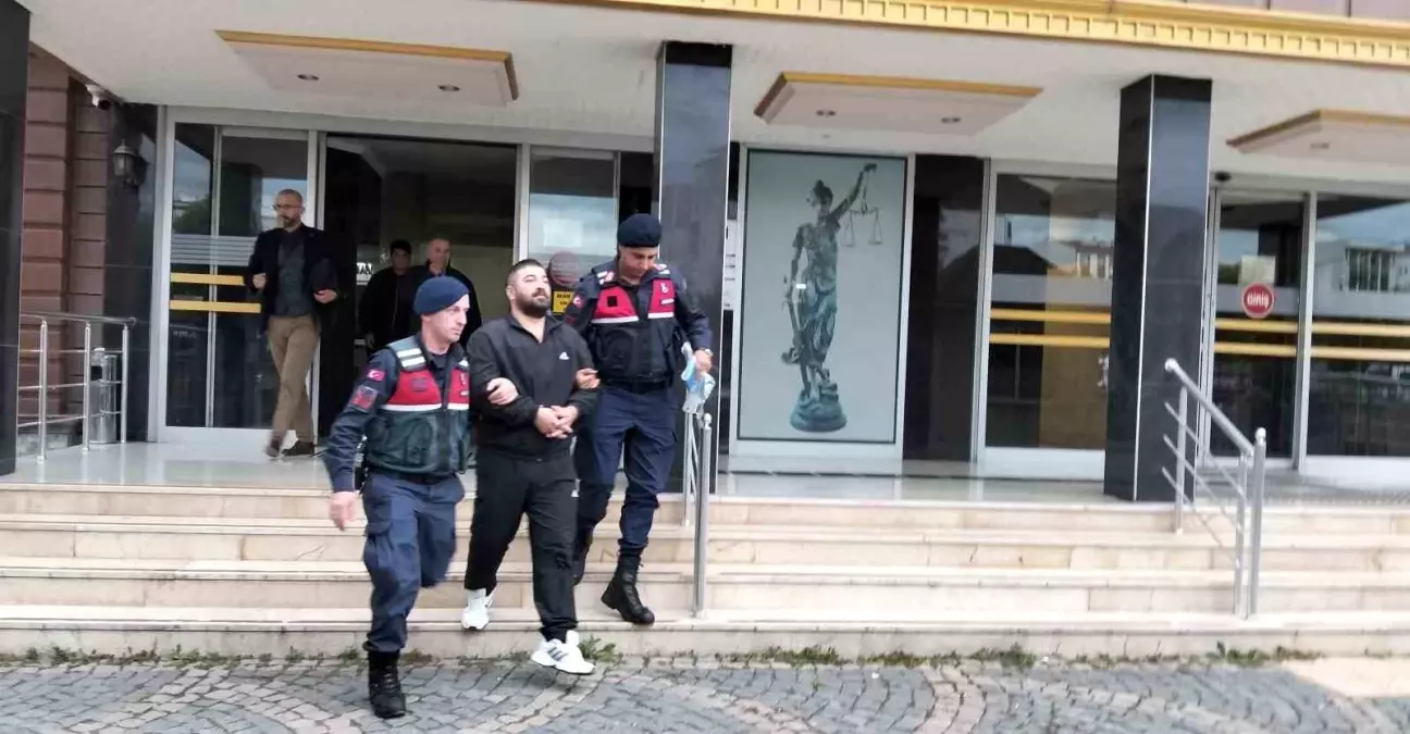 Bafra\'da Kayınbiraderine Kurşun Sıkan Zanlı Tutuklandı