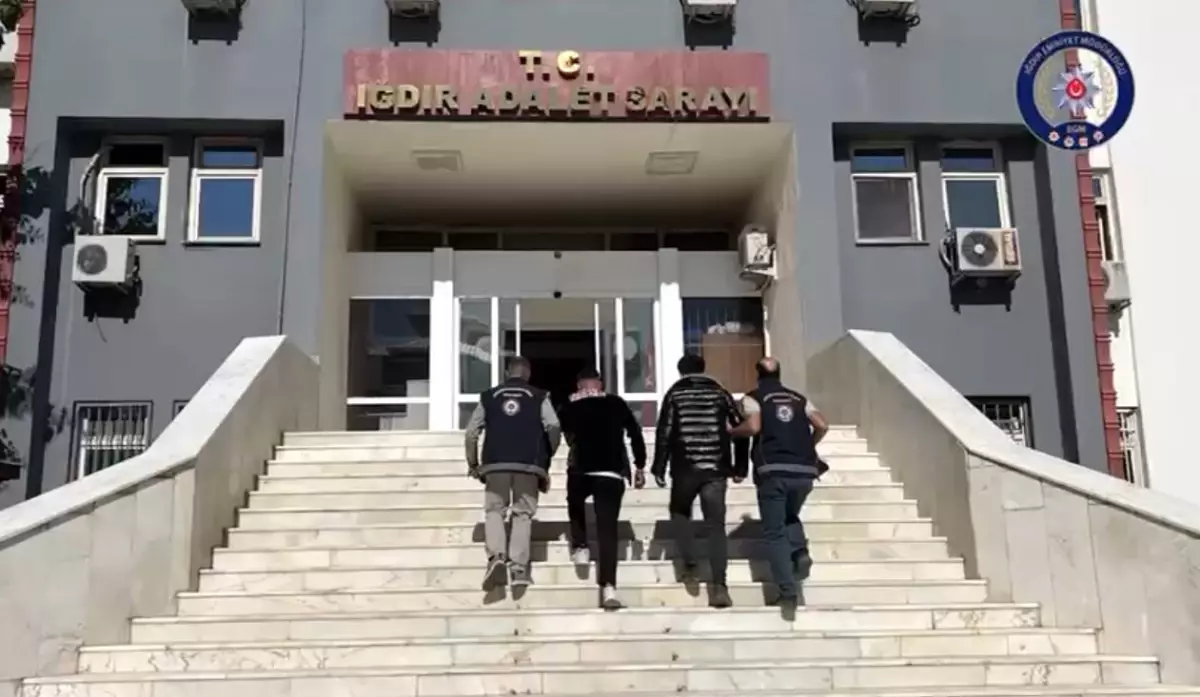 Iğdır\'da Düzensiz Göçmen Operasyonu