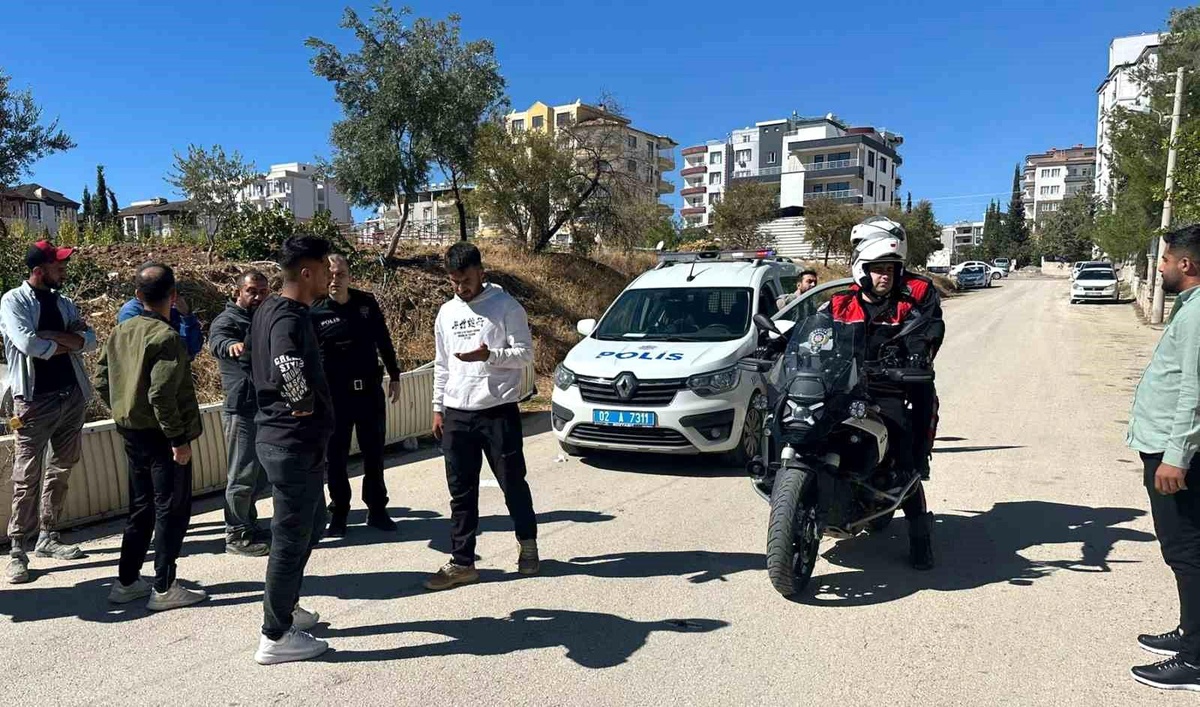 Adıyaman\'da Bıçaklı Kavga: 1 Yaralı