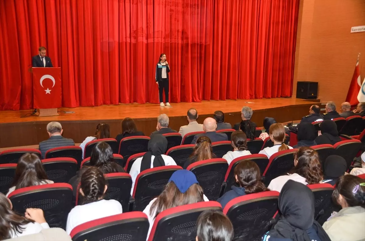 Ankara\'nın 102. Yılı Kahramankazan\'da Kutlandı