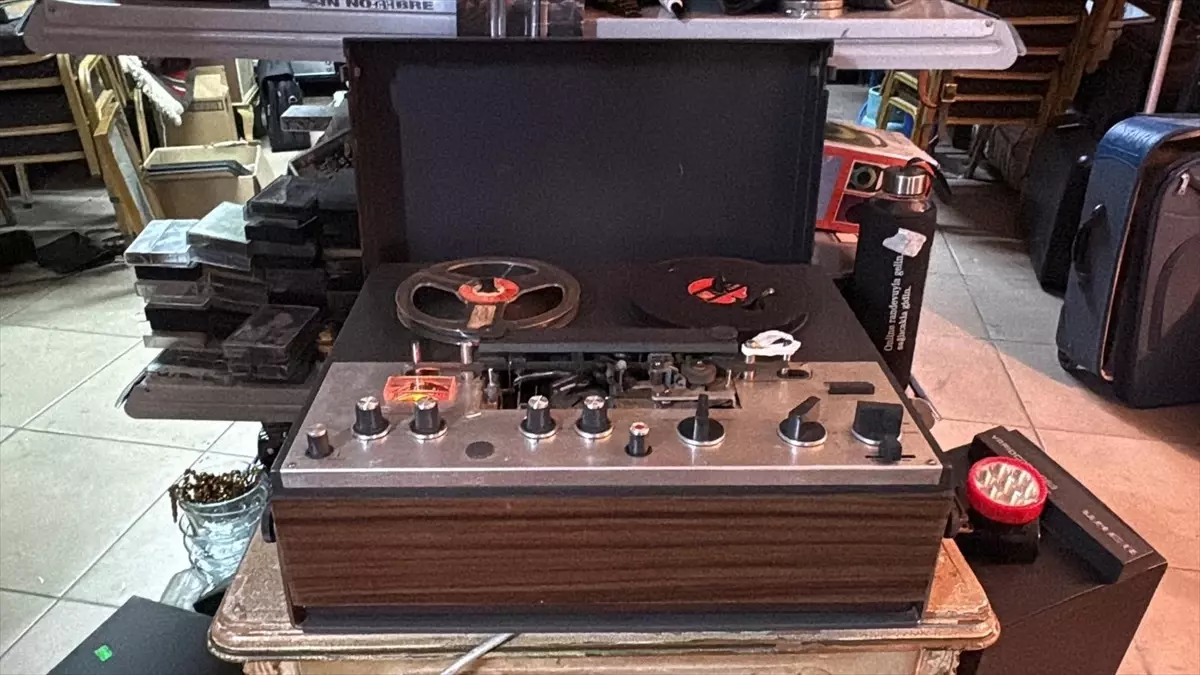 Kahvehane Antikacıya Dönüştürüldü