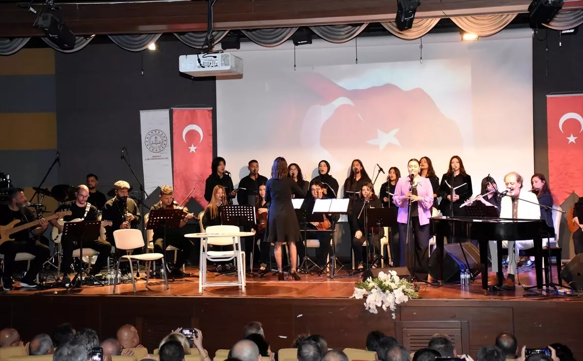 Kırıkkale\'de \'Kim Var\' Sanat Etkinliği Düzenlendi