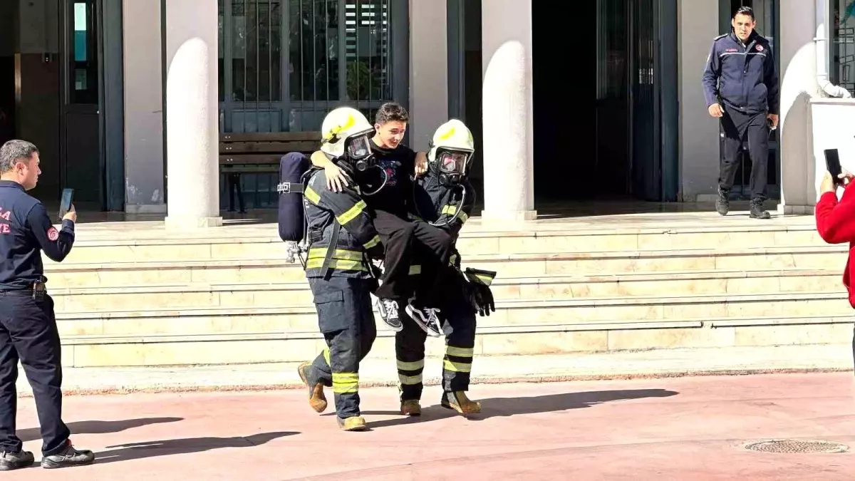 Muğla\'da Deprem Tatbikatı Gerçekleştirildi