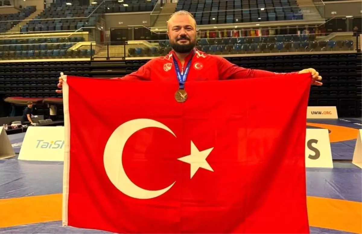 Serhat Sarıçiçek Bronz Madalya Kazandı
