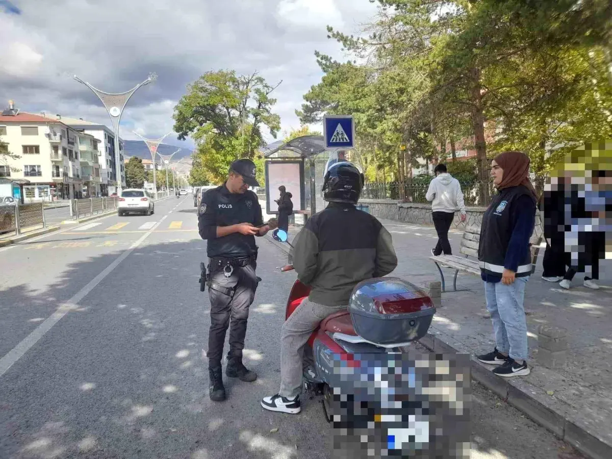 Erzincan\'da Güvenli Eğitim Uygulamaları