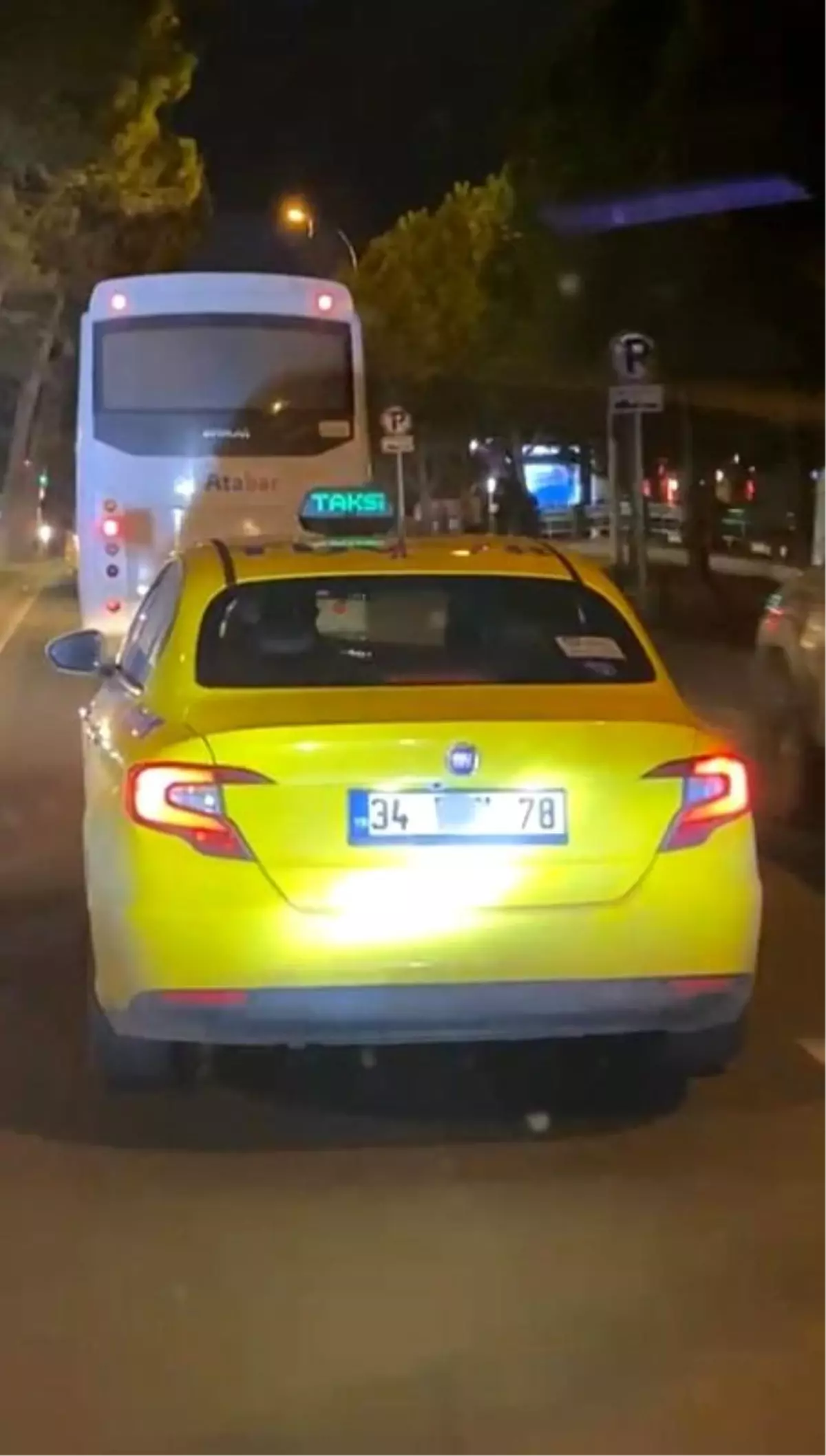 Sancaktepe\'de Plakasız Taksi Şaşkınlık Yarattı