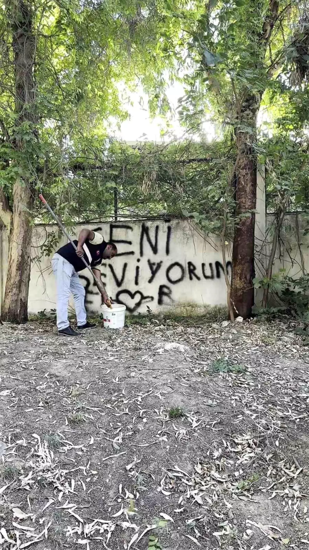 Hatay\'da \'Seni Seviyorum\' Yazısı Silindi