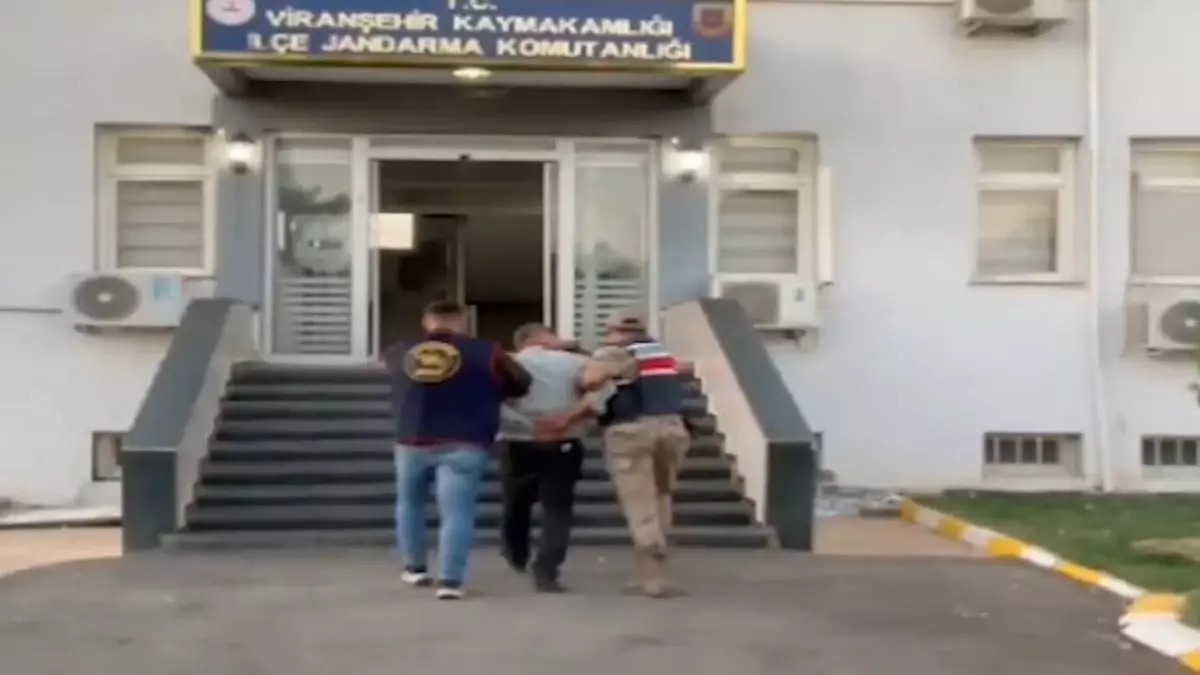 Şanlıurfa\'da Uyuşturucu ve Silah Operasyonu