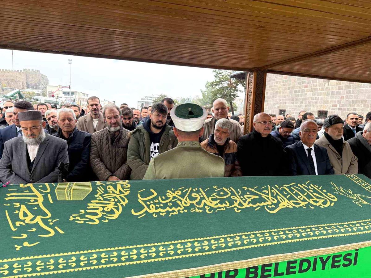 Selma Taş Son Yolculuğuna Uğurlandı