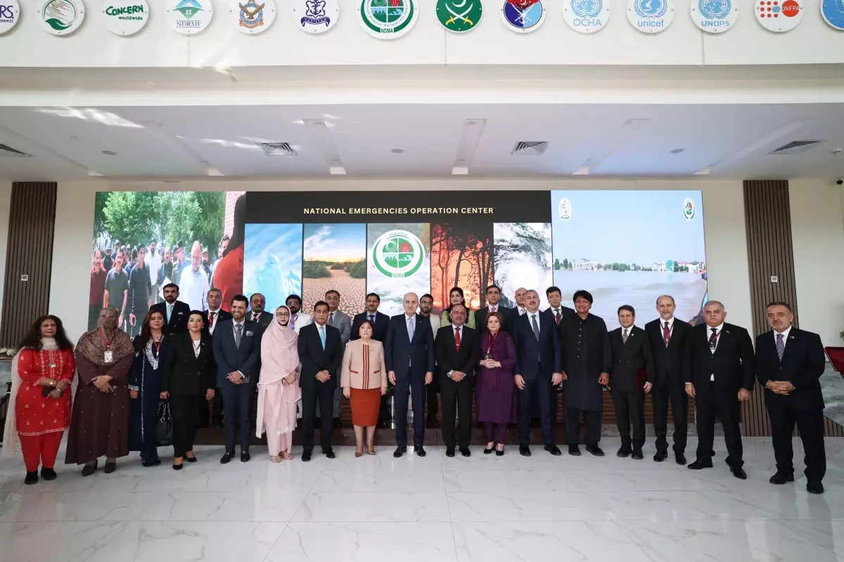 Kurtulmuş, Pakistan Afet Yönetimi\'ni Ziyaret Etti