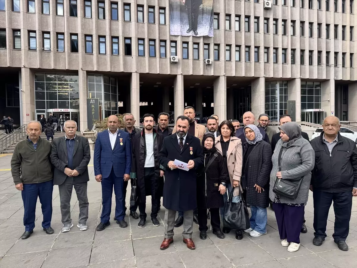 TBMM\'de terör örgütü elebaşı Öcalan lehine slogan atılmasına ilişkin suç duyurusu