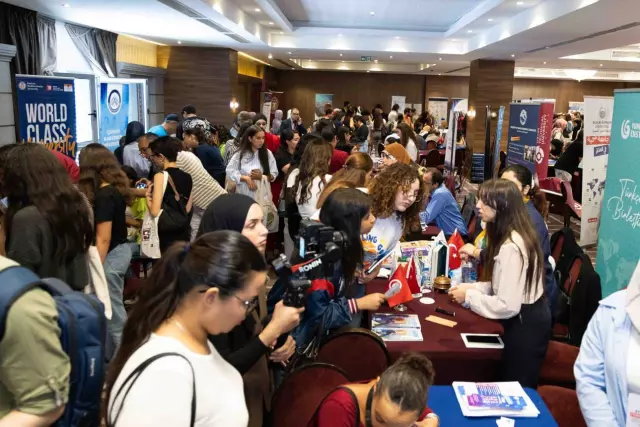 Tunus'ta Türk üniversiteleri tanıtım fuarı gerçekleşti