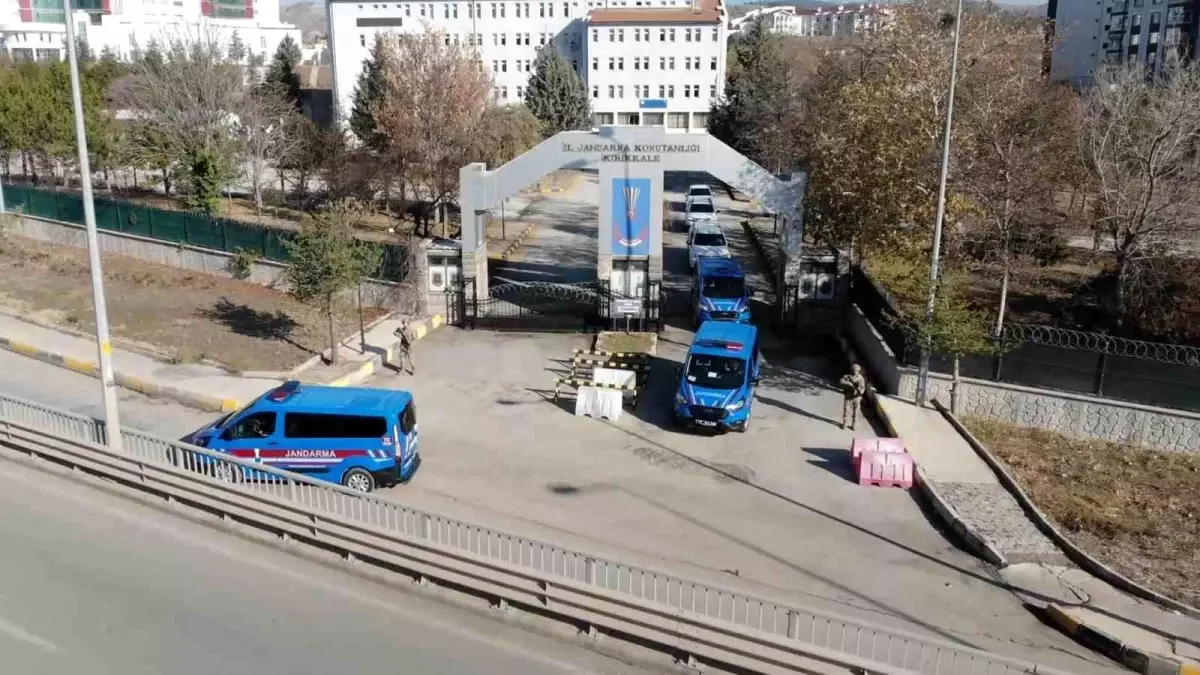 Üniversiteli gençleri zehirleyeceklerdi! Sevkiyat son anda engellendi