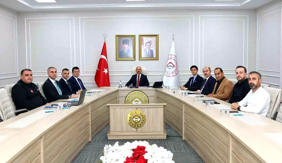 Vali Yardımcıları Toplandı